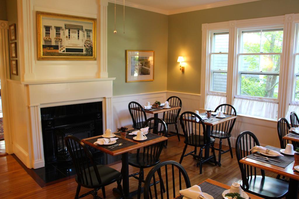 Brass Lantern Inn Nantucket Exterior photo