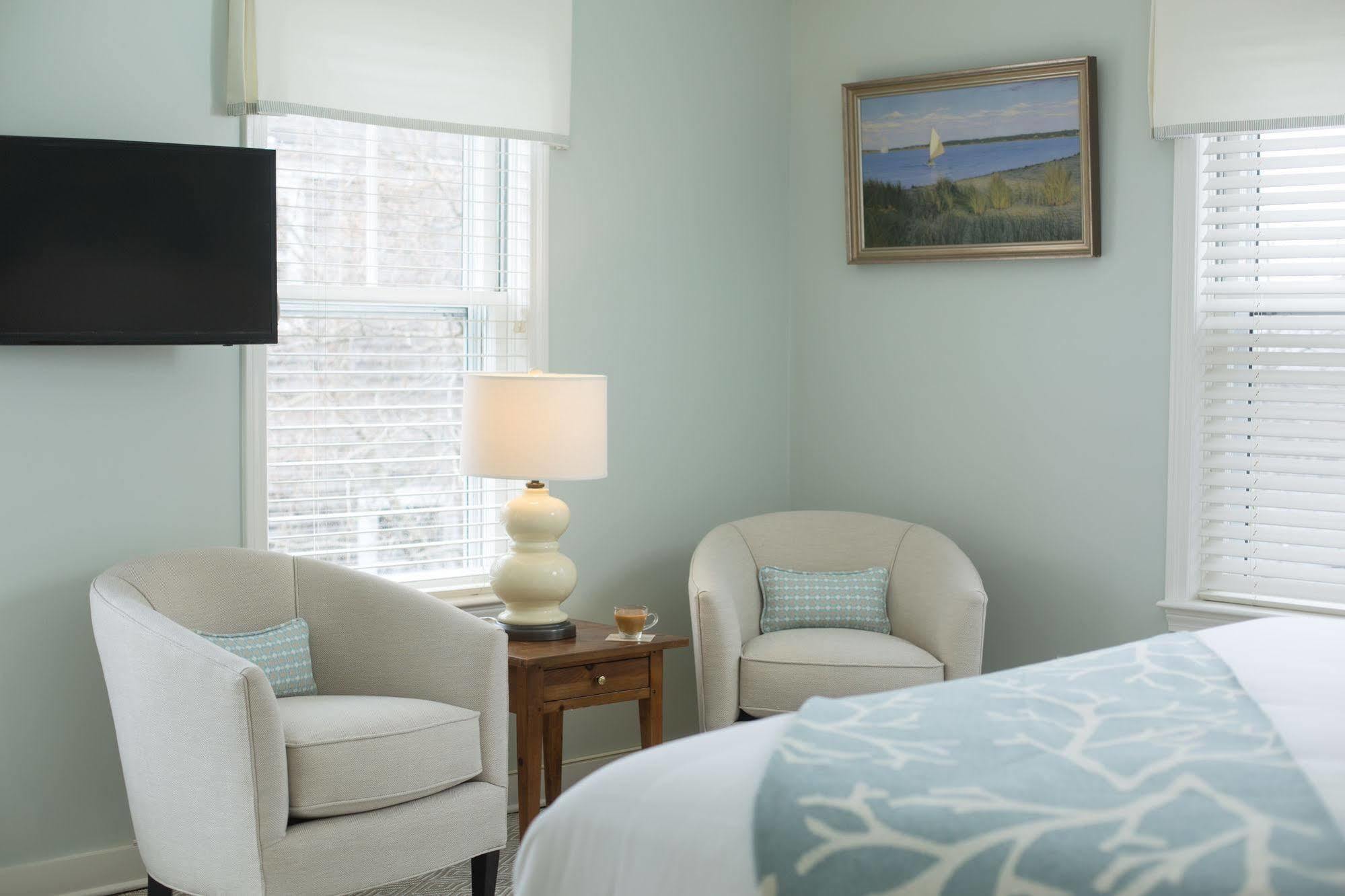 Brass Lantern Inn Nantucket Exterior photo